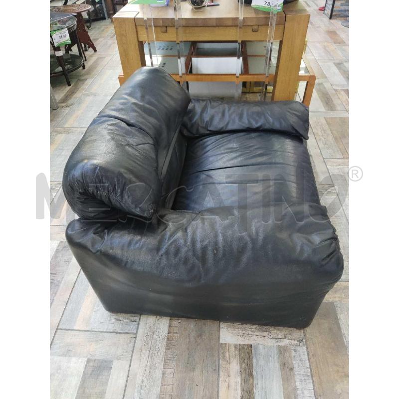 POLTRONA IN PELLE NERA ATTRIBUIBILE CASSINA MARALUNGA  | Mercatino dell'Usato Settimo torinese 3