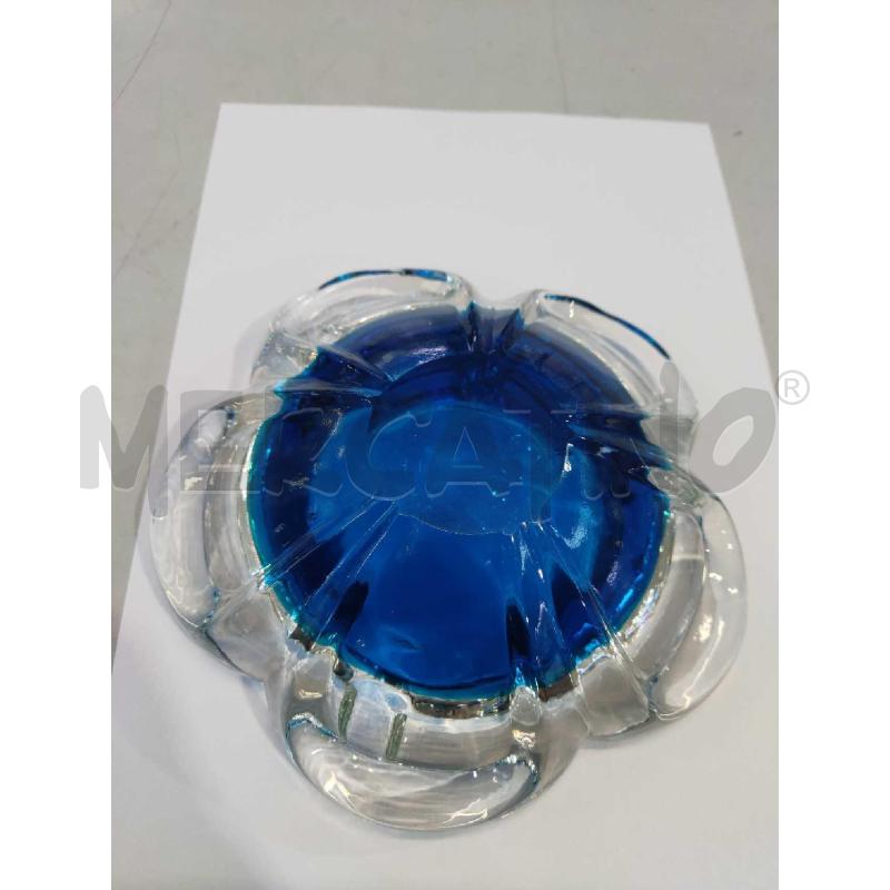 PORTA CENERE CRISTALLO BLU FATTO A FIORE  | Mercatino dell'Usato Settimo torinese 3