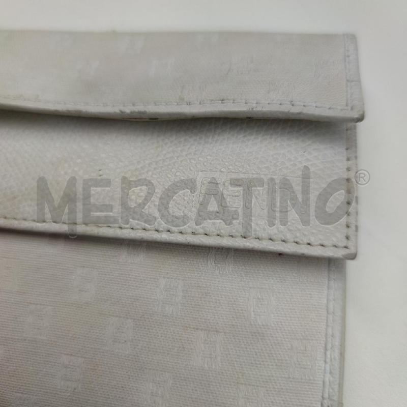 PORTA FOGLIO FENDI PANNA TESSUTO PARTI PELLE MARTELLATA | Mercatino dell'Usato Settimo torinese 5