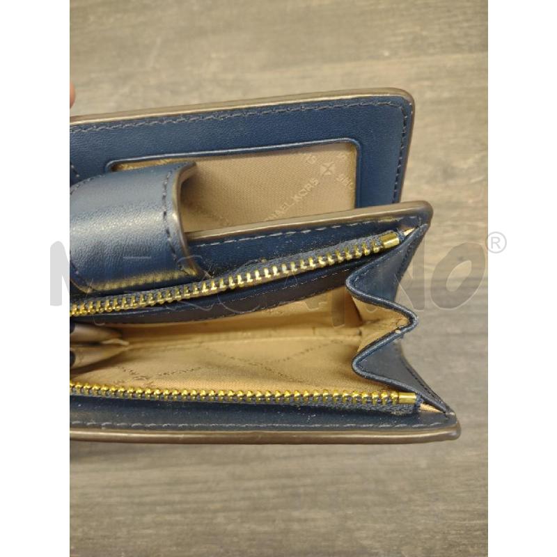 PORTA FOGLIO MICHAEL KORS BLU NOTTE MULTILOGO | Mercatino dell'Usato Settimo torinese 4