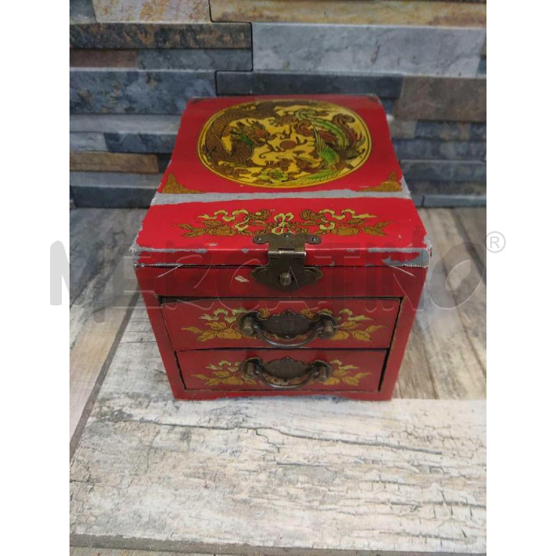PORTA GIOIE CINESE LACCATO ROSSO CON SPCCHIO | Mercatino dell'Usato Settimo torinese 1