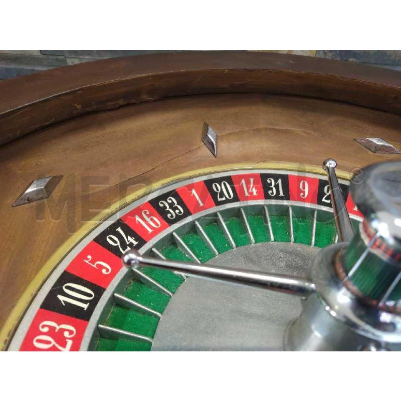 ROULETTE LEGNO PROFESSIONALE CON  FISH  | Mercatino dell'Usato Settimo torinese 3