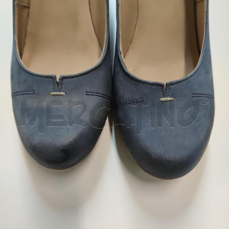 SCARPE DONNA CON TACCHETTO BERTOLINI AZZURRO POLVERE  | Mercatino dell'Usato Settimo torinese 4