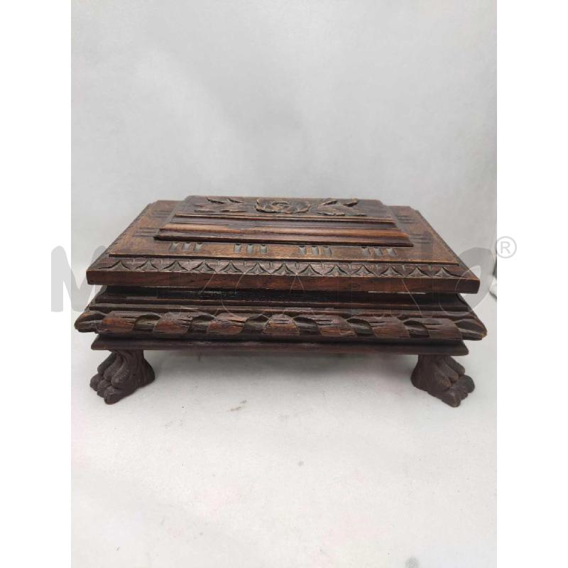 SCATOLA LEGNO CON SPECCHIO ALL'INTERNO ROSSO | Mercatino dell'Usato Settimo torinese 4