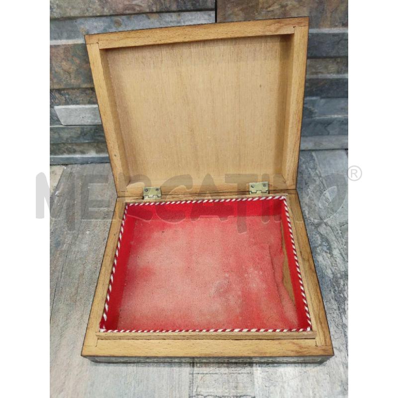 SCATOLA LEGNO PORTA GIOIE MEDIA INTARSI GEOMETRICI | Mercatino dell'Usato Settimo torinese 2