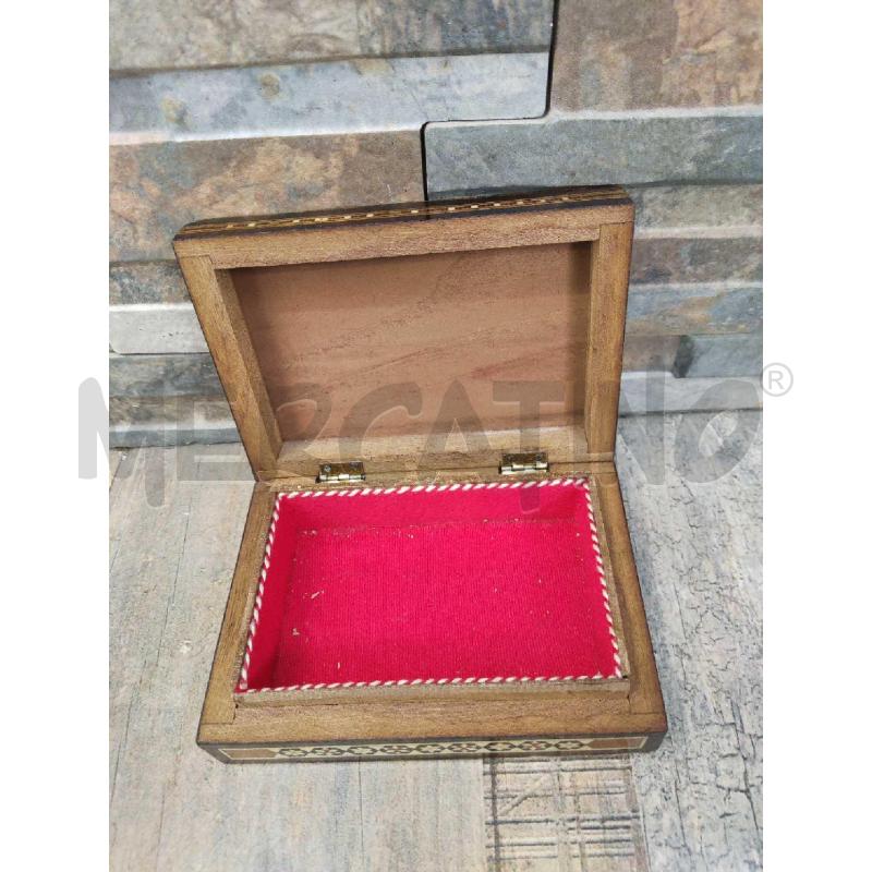 SCATOLA PORTA GIOIE LEGNO PICCOLA INTARSI GIOMETRICE | Mercatino dell'Usato Settimo torinese 2
