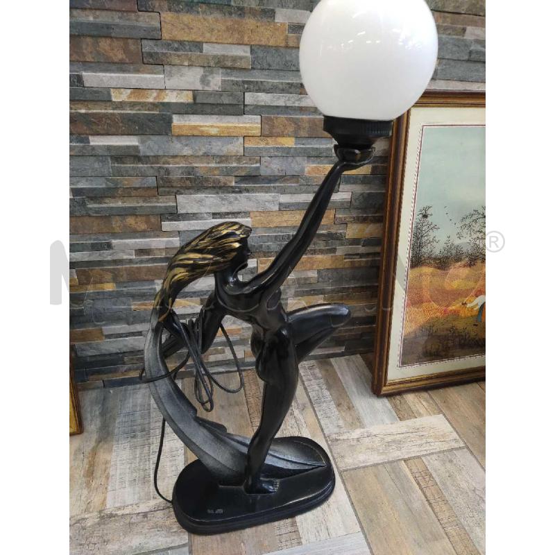 SCULTURA LAMPADA NERA FIRMATA CROSA | Mercatino dell'Usato Settimo torinese 4