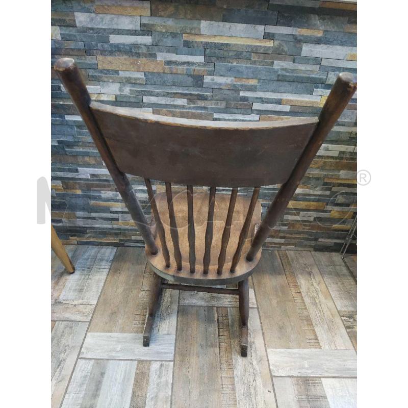 SEDIA DONDOLO MARRONE VINTAGE | Mercatino dell'Usato Settimo torinese 3