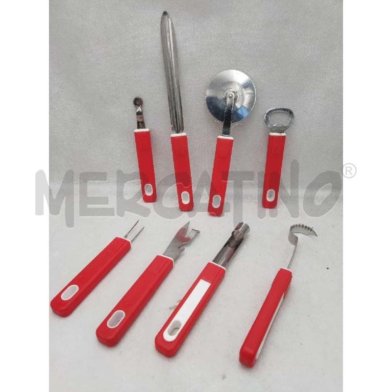 SET CUCINA MANICO ROSSO  | Mercatino dell'Usato Settimo torinese 1