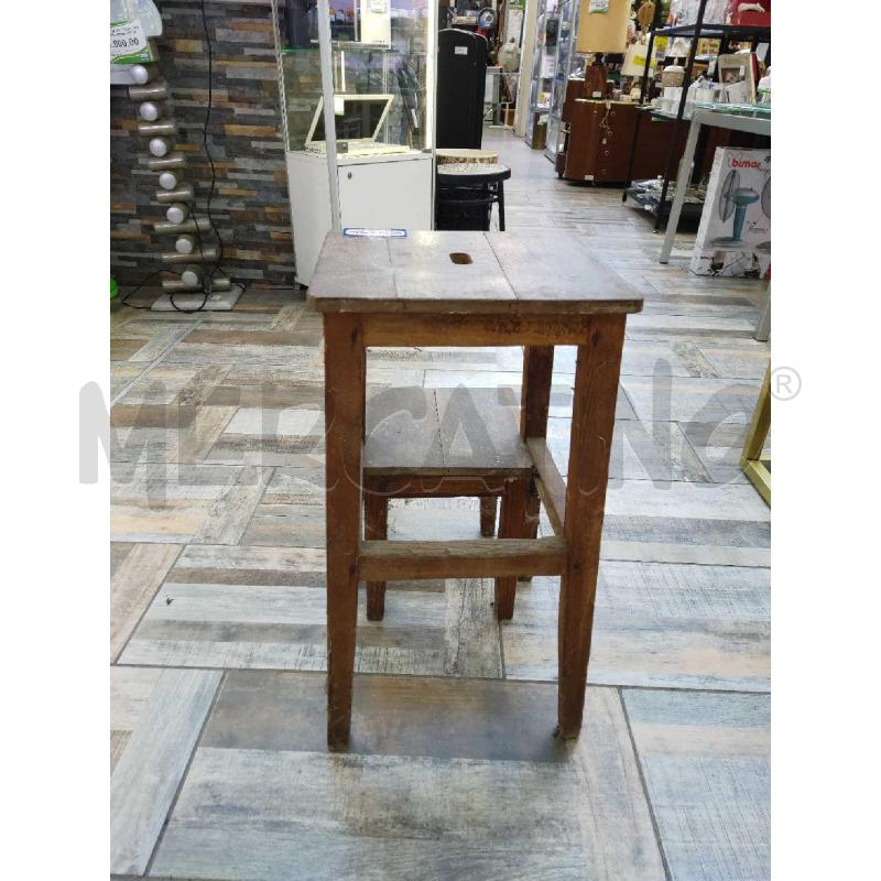 SGABELLO SCALETTA LEGNO ARTIGIANALE  | Mercatino dell'Usato Settimo torinese 3