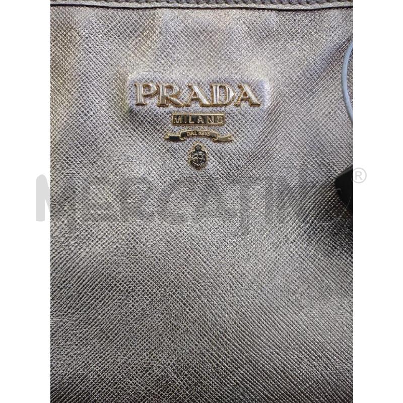 SHOPPER PRADA PELLE SAFFIANO ORO  | Mercatino dell'Usato Settimo torinese 3
