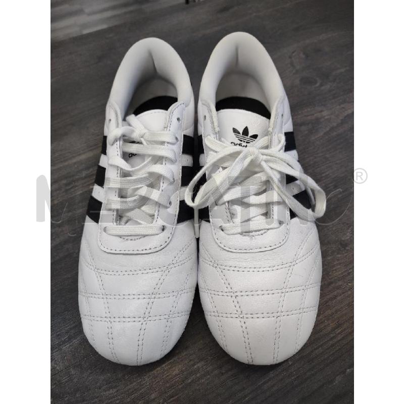 SNEAKERS DONNA ADIDAS TAEKWONDO BIANCHE BANDE NERE | Mercatino dell'Usato Settimo torinese 3