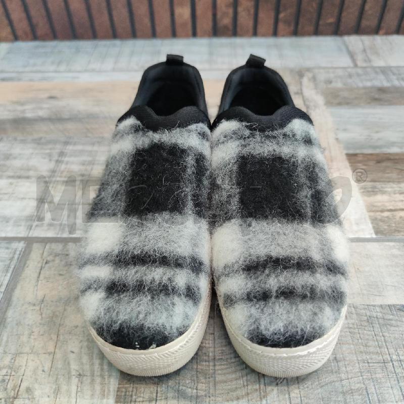 SNEAKERS DONNA ASH QUADRETT LANETTA NERO BIANCO | Mercatino dell'Usato Settimo torinese 1