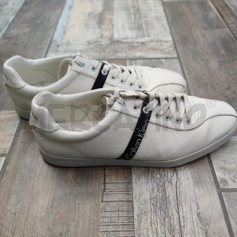SNEAKERS DONNA CALVIN KLEIN BIANCHE STRISCIA NERA | Mercatino dell'Usato Settimo torinese 1