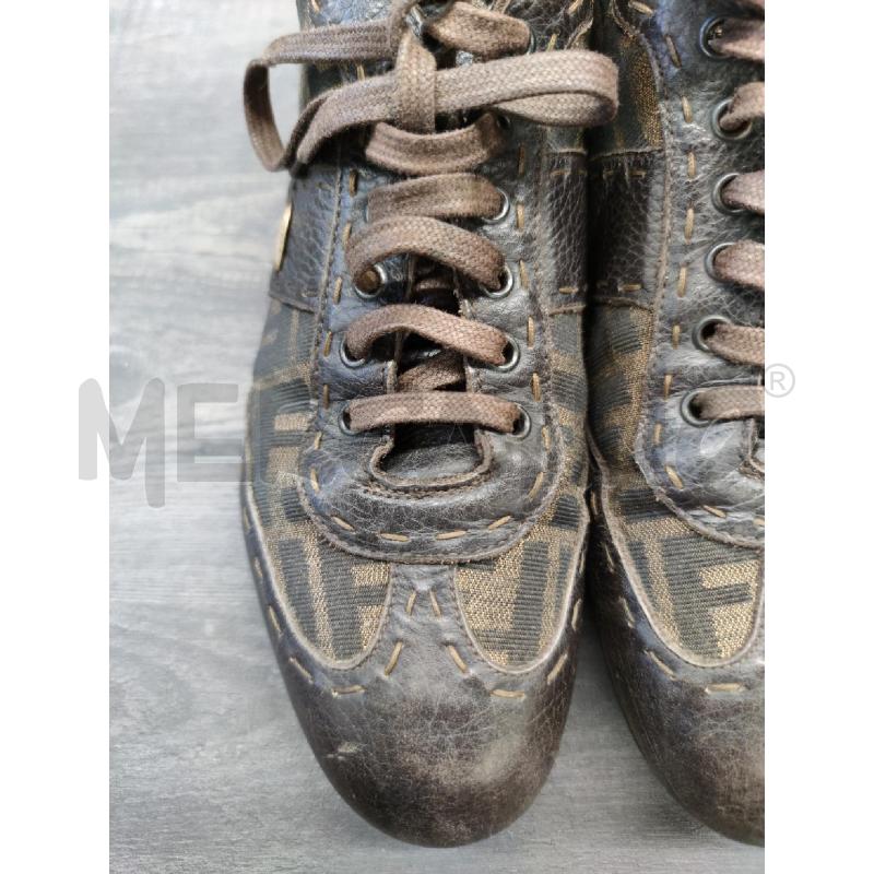 SNEAKERS UOMO FENDI PELLE PARTI MULTILOGO | Mercatino dell'Usato Settimo torinese 3