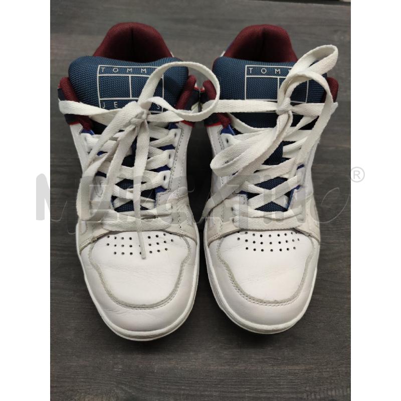 SNEAKERS UOMO TOMMY JEANS PELLE BIANCHE BLU | Mercatino dell'Usato Settimo torinese 2