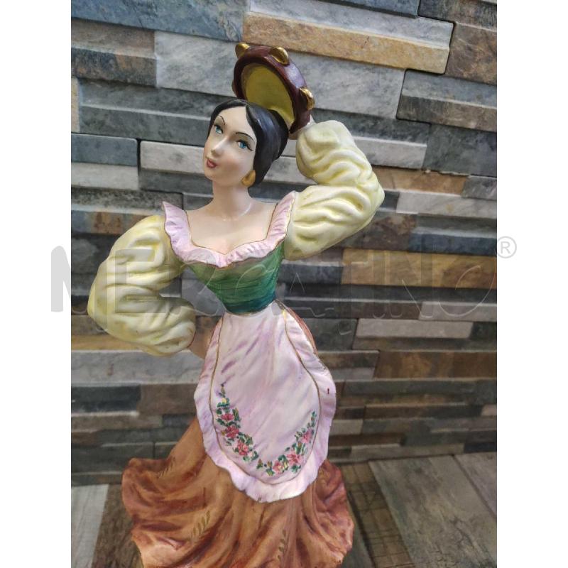 STATUA CERAMICA ARTENOVA NUMERO 27 DAMA CON TAMBURELLO | Mercatino dell'Usato Settimo torinese 3