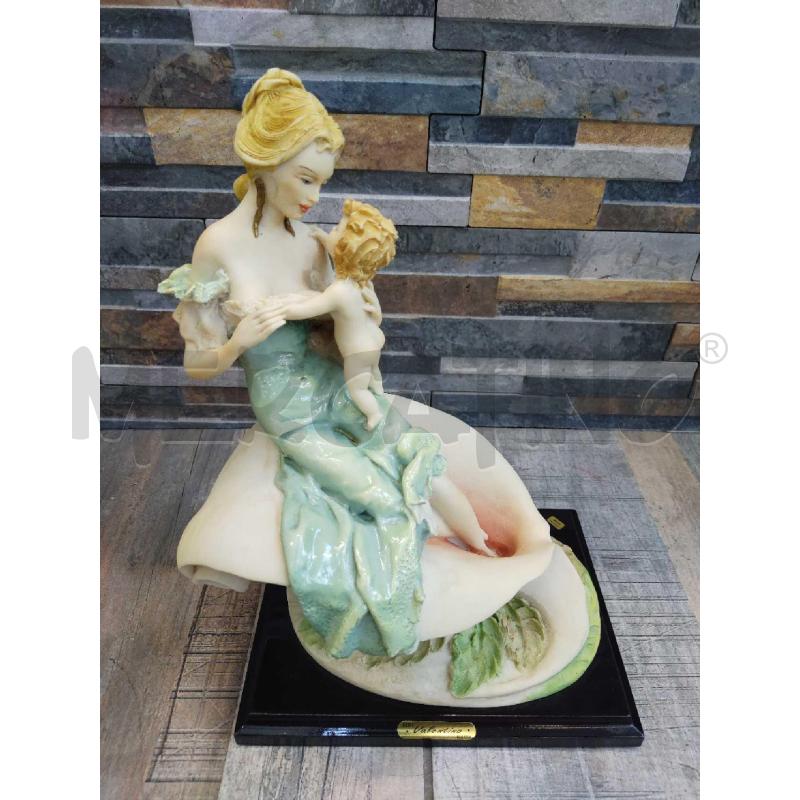 STATUA VALENTINO COLLECTION ITALY MIRIAM 1993 | Mercatino dell'Usato Settimo torinese 1