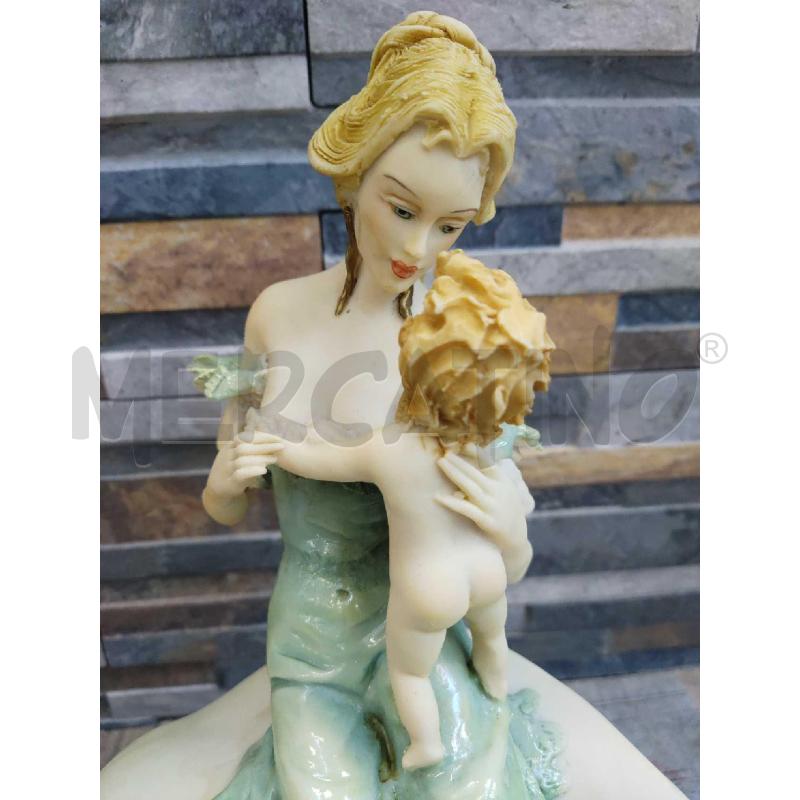STATUA VALENTINO COLLECTION ITALY MIRIAM 1993 | Mercatino dell'Usato Settimo torinese 4