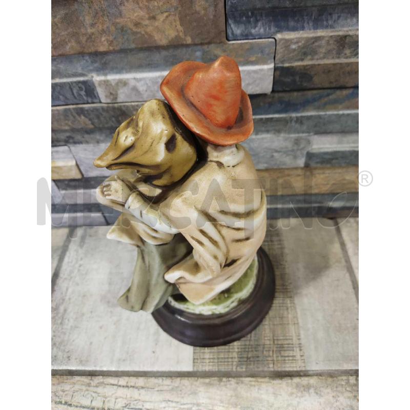 STATUINA COPPIA CON BASE IN LEGNO | Mercatino dell'Usato Settimo torinese 3