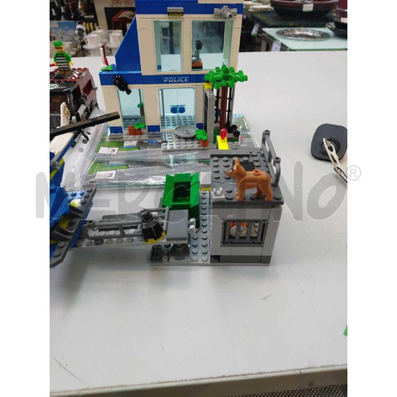 STAZIONE DI POLIZIA LEGO COMPLETE  | Mercatino dell'Usato Settimo torinese 3