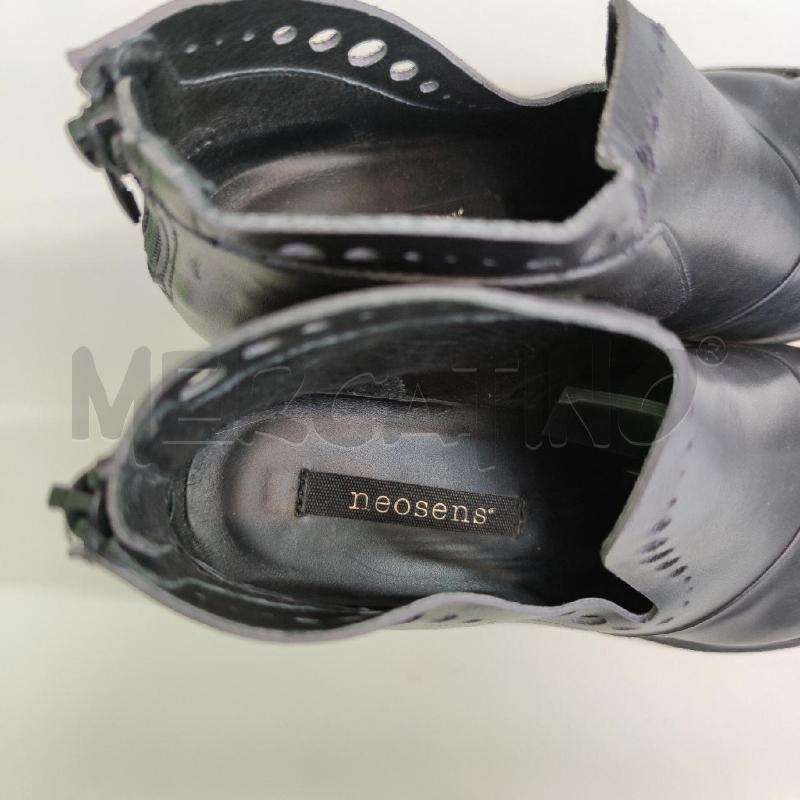 STIVALETTI DONNA NEOSENS PELLE NERO PARTICOLARE | Mercatino dell'Usato Settimo torinese 3