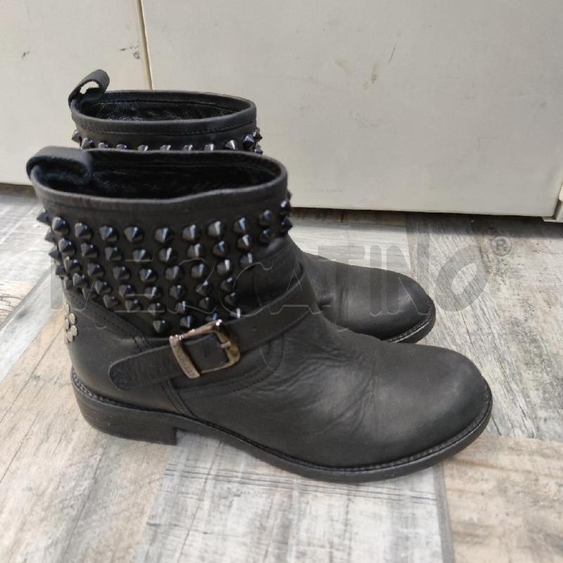 STIVALETTI TWIN SET PELLE NERI BORCHIE NERE | Mercatino dell'Usato Settimo torinese 1