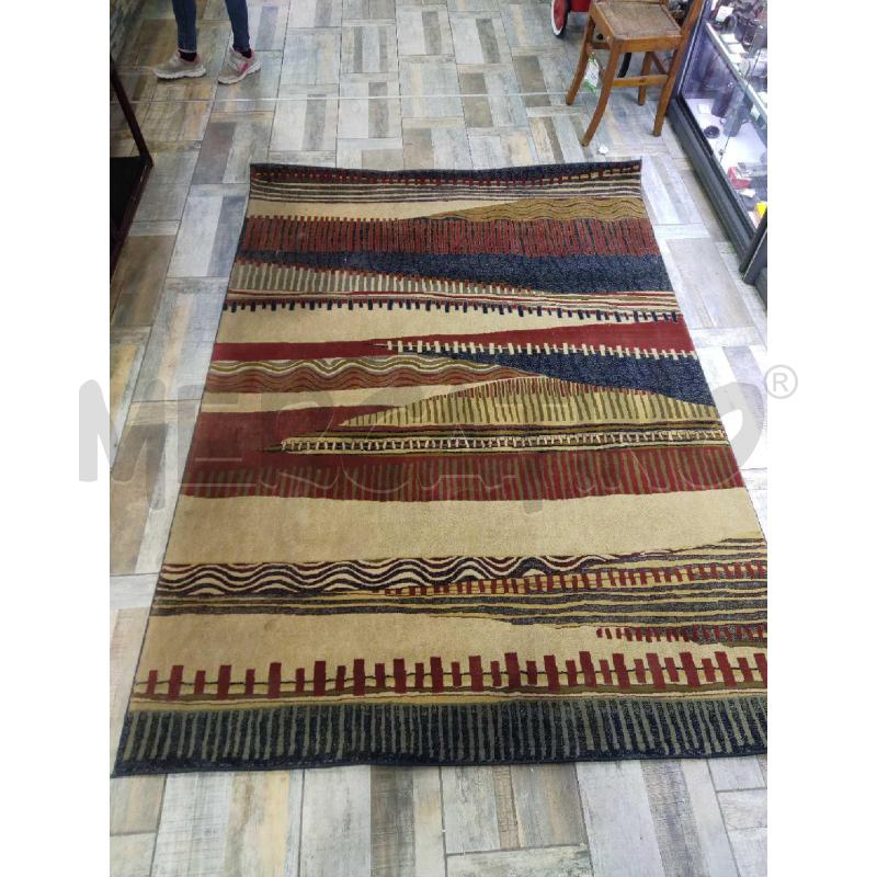 TAPPETO  FANTASIA MISURA 170X240  | Mercatino dell'Usato Settimo torinese 1