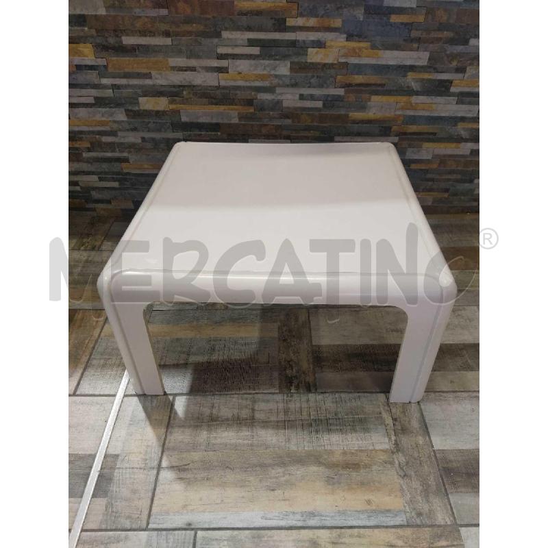 TAVOLINO BIANCO KARTELL 4894 DESIGNER  GAE AULENTI  | Mercatino dell'Usato Settimo torinese 1