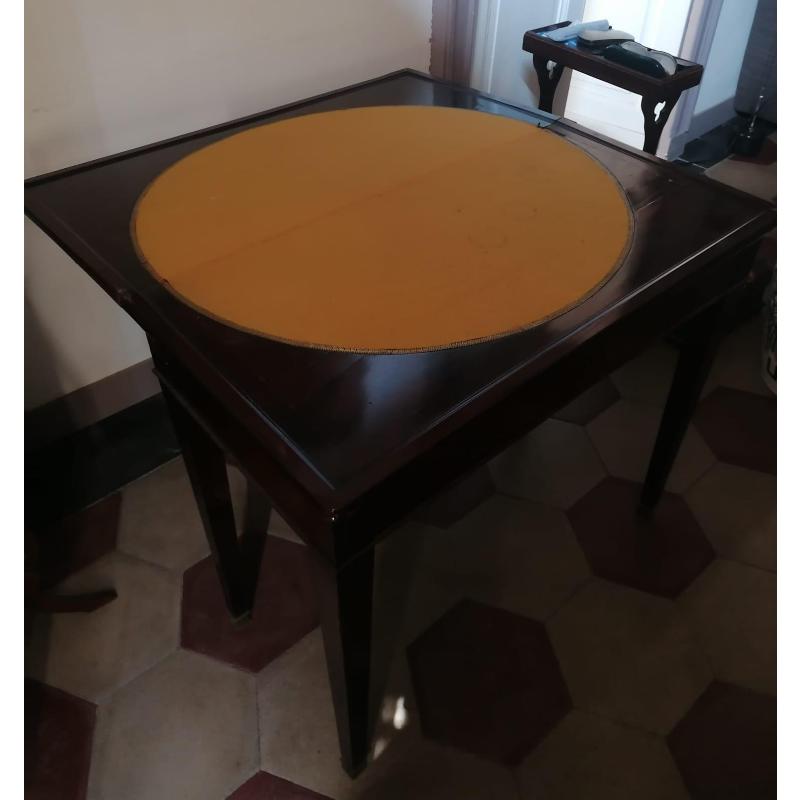 TAVOLINO DA GIOCO IN MOGANO ANTICO  | Mercatino dell'Usato Settimo torinese 1