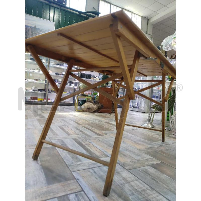 TAVOLINO PIEGHEVOLE IN LEGNO | Mercatino dell'Usato Settimo torinese 2
