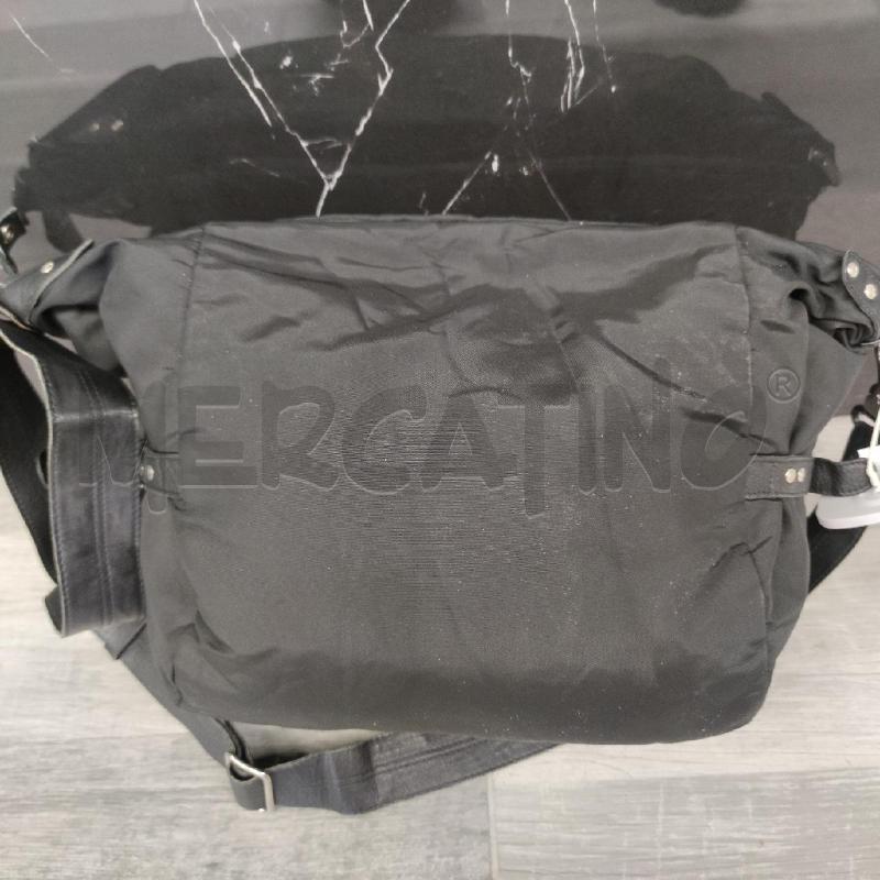 TRACOLLA DONNA MANDARINA DUCK NERA NYLON | Mercatino dell'Usato Settimo torinese 2