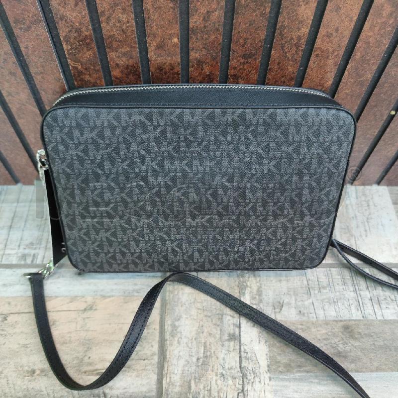 TRACOLLA DONNA MICHAEL KORS NERA MULTI LOGHI | Mercatino dell'Usato Settimo torinese 2