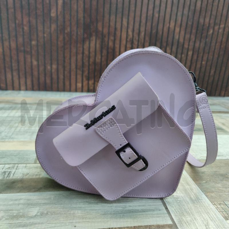 TRACOLLA DR. MARTENS FORMA CUORE PELLE LILLA TRASFORMABILE | Mercatino dell'Usato Settimo torinese 1