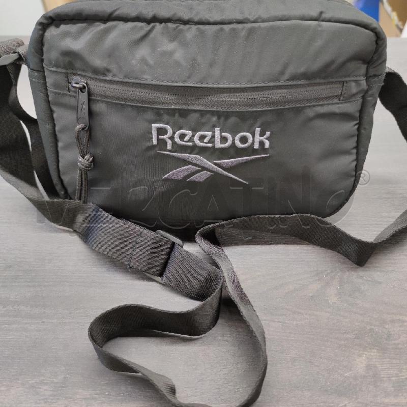 TRACOLLA REEBOK NERA LOGO GRIGIO | Mercatino dell'Usato Settimo torinese 1