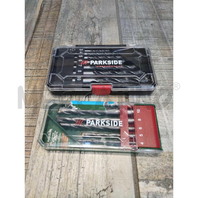 TRAPANO BLACK AND DECKER CON PUNTE E ACCESSORI | Mercatino dell'Usato Settimo torinese 3