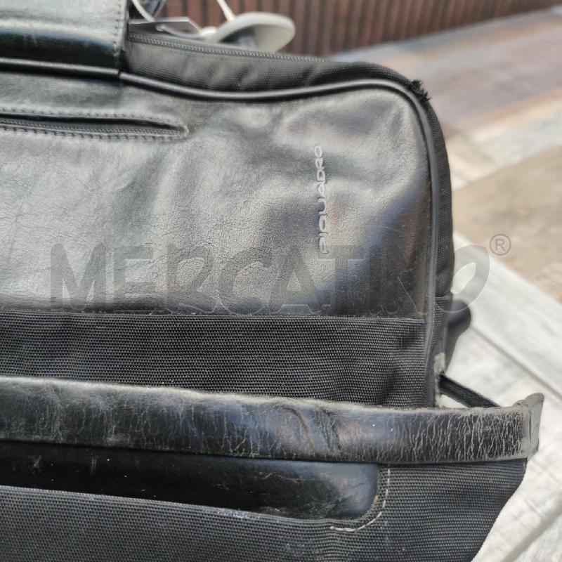 VALIGETTA 24 ORE PIQUADRO TESSUTO PARTI PELLE  | Mercatino dell'Usato Settimo torinese 2