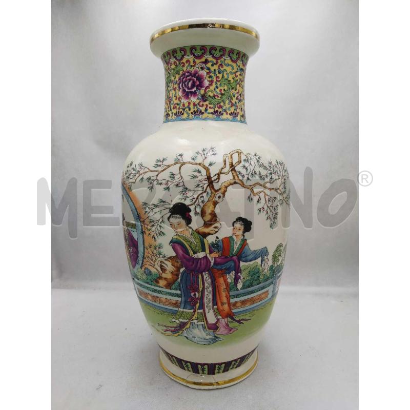 VASO CINESE  CON FIGURE  | Mercatino dell'Usato Settimo torinese 1