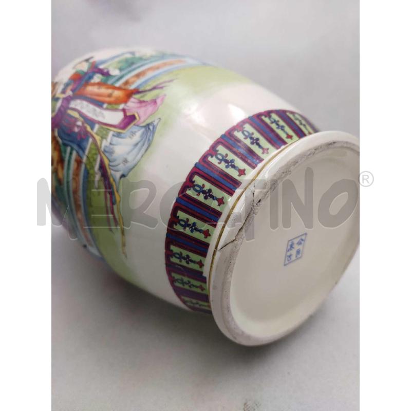 VASO CINESE  CON FIGURE  | Mercatino dell'Usato Settimo torinese 5