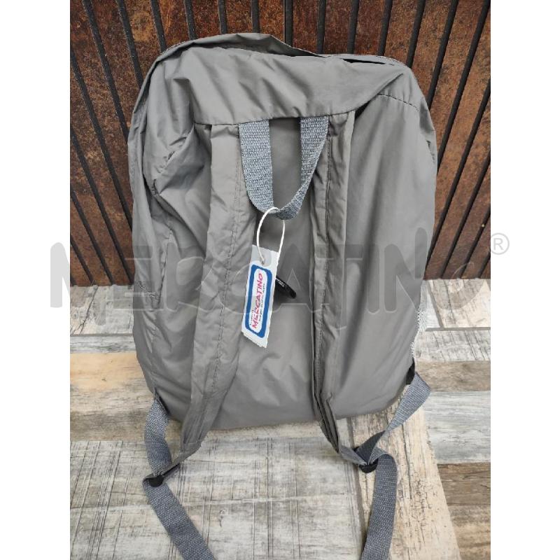 ZAINETTO KWAY GRIGIO | Mercatino dell'Usato Settimo torinese 2