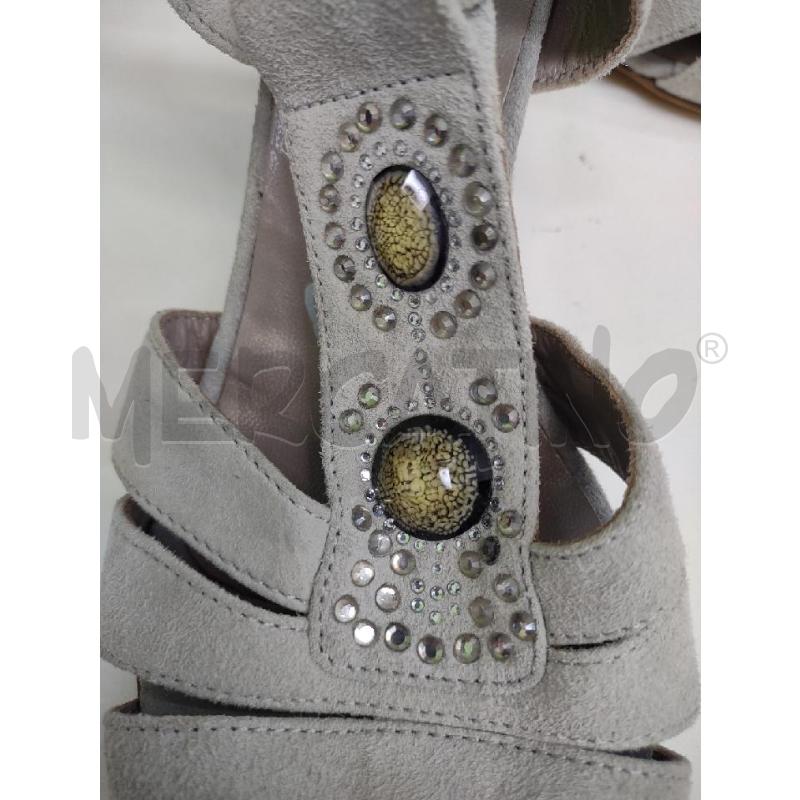 ZEPPA A.MORELLI PELLE GRIGIO CHIARO STRASS | Mercatino dell'Usato Settimo torinese 4