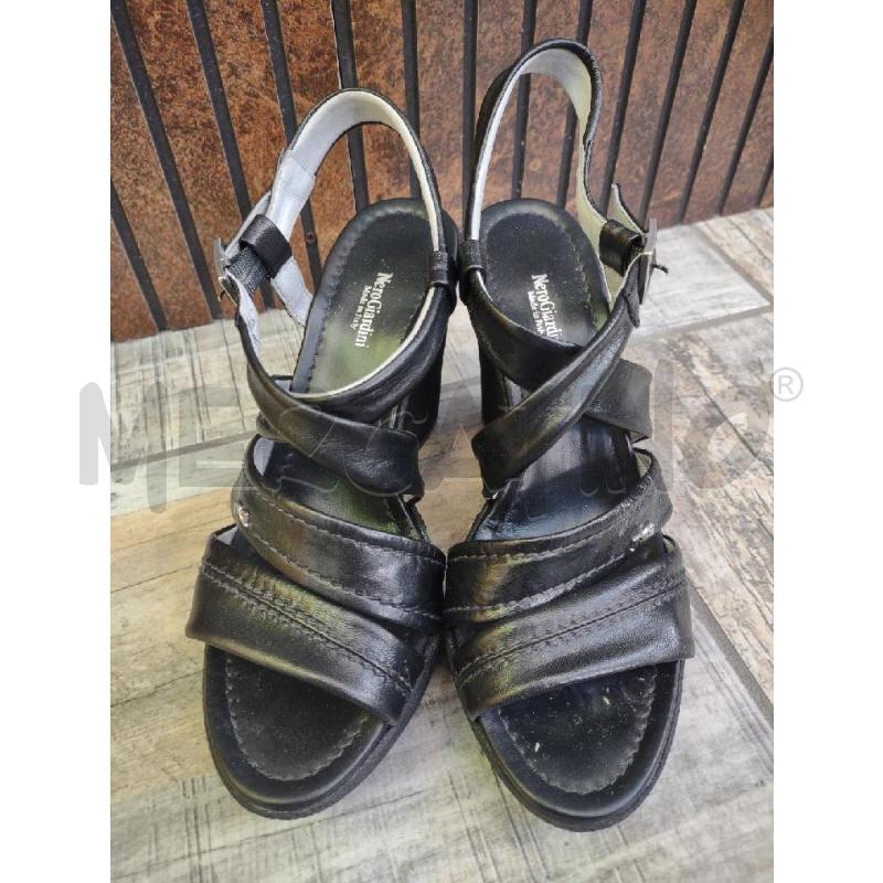 ZEPPA NERO GIARDINI NERA PELLE INTRECCI | Mercatino dell'Usato Settimo torinese 2