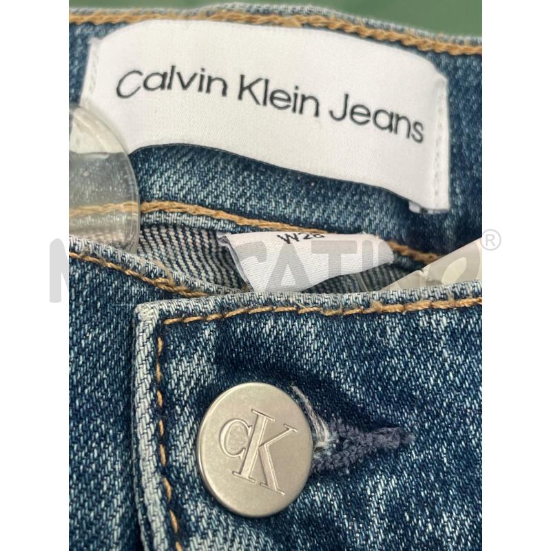 BERMUDA DONNA CALVIN KLEIN MID WASH RISVOLTO | Mercatino dell'Usato Rivoli 3