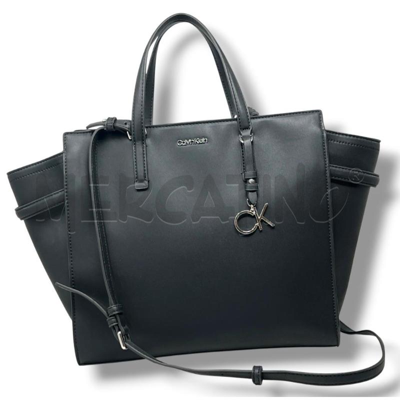 BORSA DONNA CALVIN KLEIN NERA CIONDOLO LOGO | Mercatino dell'Usato Rivoli 2