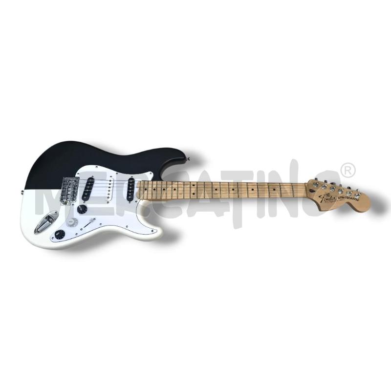 CHITARRA ELETTRICA MOD STRATOCASTER BIANCA NERA | Mercatino dell'Usato Rivoli 2