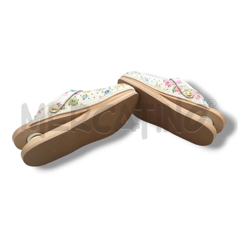 CIABATTE DONNA BALDO BIANCHE FIORI LEGNO TACCO MOLLA | Mercatino dell'Usato Rivoli 5