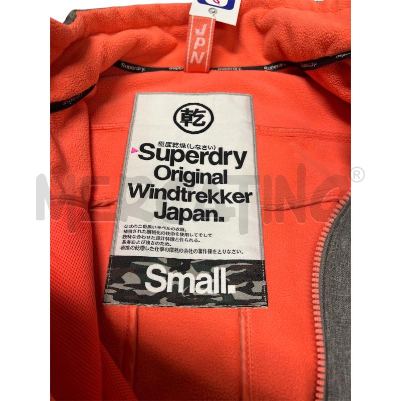GIACCA SUPERDRY GRIGIA CORALLO TG.S | Mercatino dell'Usato Rivoli 4