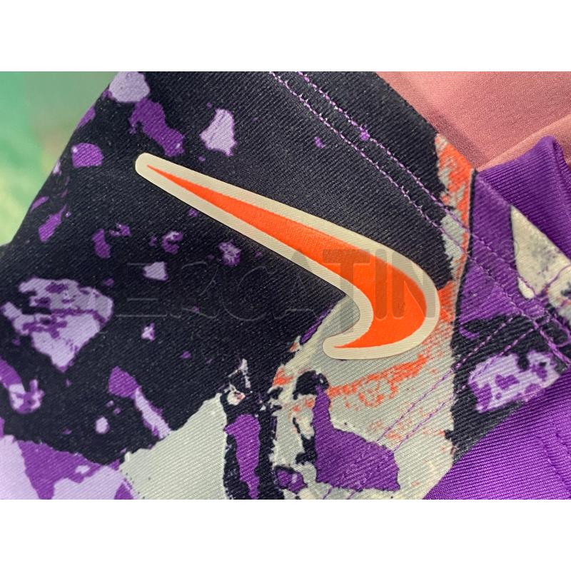 GONNAPANTALONCINO NIKE TG. S VIOLA NERO SCHIZZI | Mercatino dell'Usato Rivoli 3