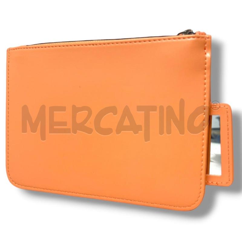 POCHETTE NARCISO RODRIGUEZ SALMONE | Mercatino dell'Usato Rivoli 2