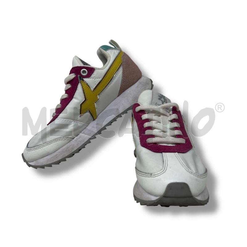SCARPE BAMBINA W6YZ BIANCHE GIALLE FUCSIA | Mercatino dell'Usato Rivoli 1